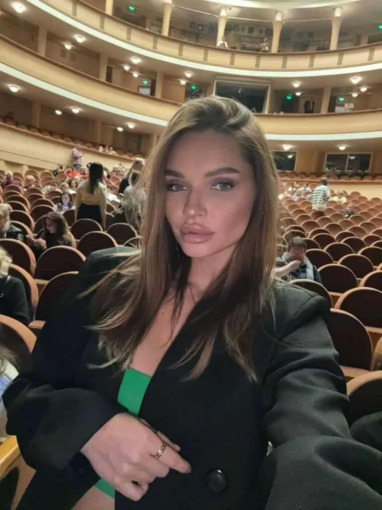 Клара - VIP модель и медийная дива Москвы | Эскорт Маяк